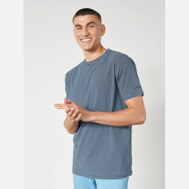 REDGREEN Cowel T-shirt